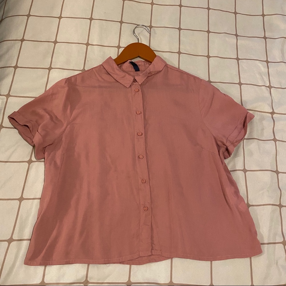 T SHIRT